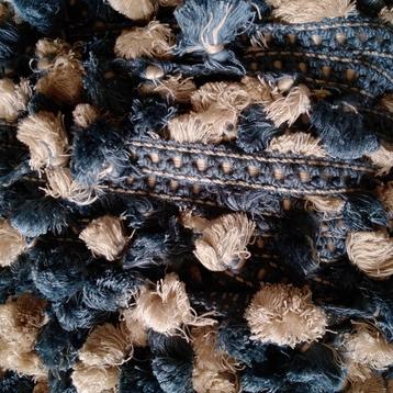  Oude Brocante textiel lint flosjes .26 meter beschikbaar voor biedingen