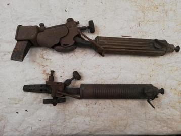 antiek gereedschap beschikbaar voor biedingen