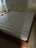 Bed 180-200, Huis en Inrichting, Slaapkamer | Bedden, Ophalen, Bruin, Tweepersoons, Zo goed als nieuw