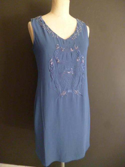 Exclusieve feestjurk Maten 38-54 zolang de voorraad strekt!, Kleding | Dames, Gelegenheidskleding, Nieuw, Cocktailjurk, Blauw