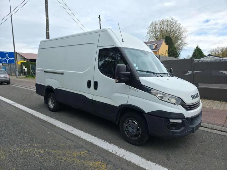 Iveco Daily 35C16V 2.3 Turbo VGT (3520L) 1EIG 74000KM NEW!, Auto's, Bestelwagens en Lichte vracht, Bedrijf, Te koop, ABS, Airconditioning