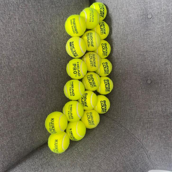 Lot de 20 balles de tennis / padel – bonnes marques, Sports & Fitness, Padel, Utilisé, Enlèvement ou Envoi