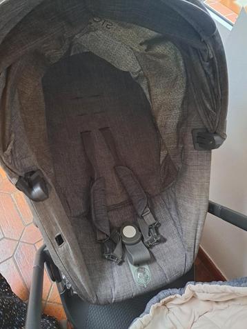 kinderwagen stokke2 in 1 greis met regenhoes en voor slapenh beschikbaar voor biedingen