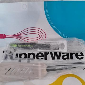 Tupperware nieuwe keukenhulpjes metaal beschikbaar voor biedingen