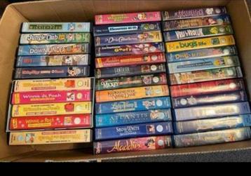 Disney en Pixar VHS 92 stuks (zie foto’s voor titels) beschikbaar voor biedingen