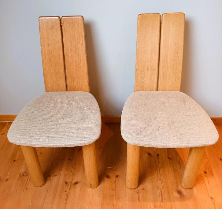 2x Rob & Dries Van Den Berghe Eetkamerstoelen, Huis en Inrichting, Stoelen, Gebruikt, Twee, Hout, Stof, Bruin, Ophalen of Verzenden