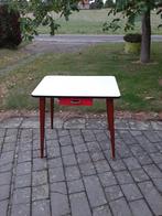 Vintage tafeltje, Ophalen