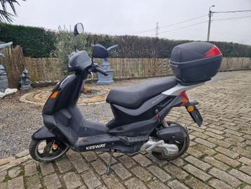 Keeway Flash met HEEL VEEl onderdelen te koop beschikbaar voor biedingen