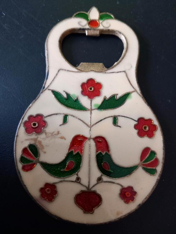 2 Griekse flessenopeners en 2 papierklemmen, Verzamelen, Overige Verzamelen, Ophalen