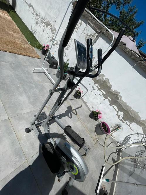 Virtufit crosstrainer grijs, Sport en Fitness, Fitnessapparatuur, Gebruikt, Crosstrainer, Benen, Overige materialen, Ophalen