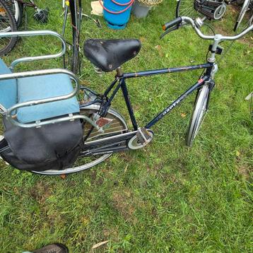 Norta herenfiets en dames fiets beschikbaar voor biedingen