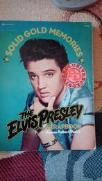 Elvis solid gold memories, the Elvis Presley scrapbook, Ophalen of Verzenden, Gelezen, Artiest