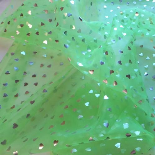 Promo! 5433) 150x100cm Organza hartje zilver glitter groen, Hobby en Vrije tijd, Stoffen en Lappen, Nieuw, Polyester, 120 cm of meer