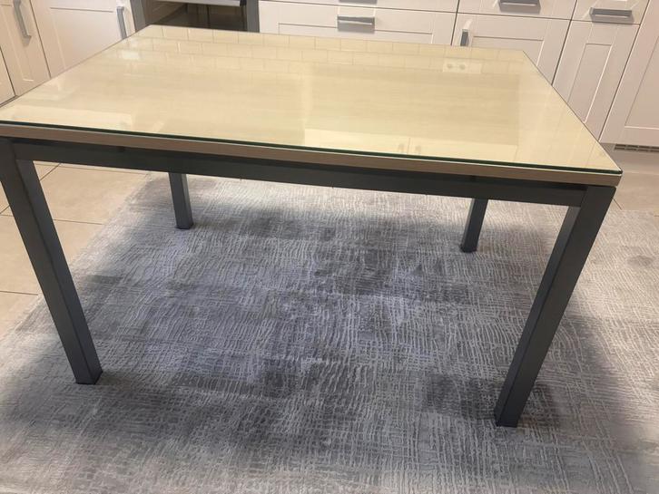 Keukentafel, TVkast, Salontafel(wielen), Huis en Inrichting, Tafels | Eettafels, Gebruikt, Overige houtsoorten, Ophalen