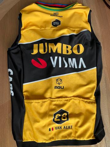 Wielertrui Wout Van Aert beschikbaar voor biedingen