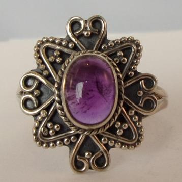 Prachtige zilveren ring met ovale Amethist - NIEUW beschikbaar voor biedingen