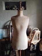 Mannequin ancien, Enlèvement ou Envoi