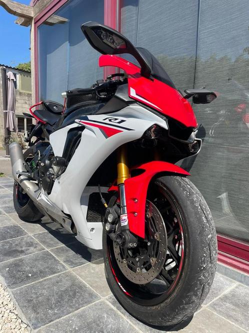 R1 2016, Motoren, Motoren | Yamaha, Particulier, Super Sport, meer dan 35 kW, 4 cilinders, Motorrijbewijs A, LED Verlichting, Quickshifter