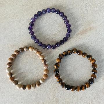 Edelsteen armbanden. beschikbaar voor biedingen