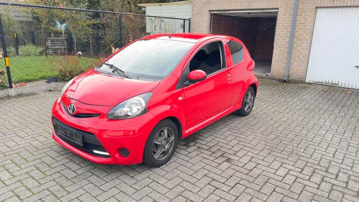 Toyota Aygo 1.0 Benzine , Met maar liefst 92.000km , gekeurd, Auto's, Toyota, Bedrijf, Aygo, ABS, Airbags, Airconditioning, Alarm