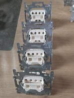 4 boutons poussoirs simple Niko 170-00000 ., Bricolage & Construction, Enlèvement, Neuf, Interrupteur
