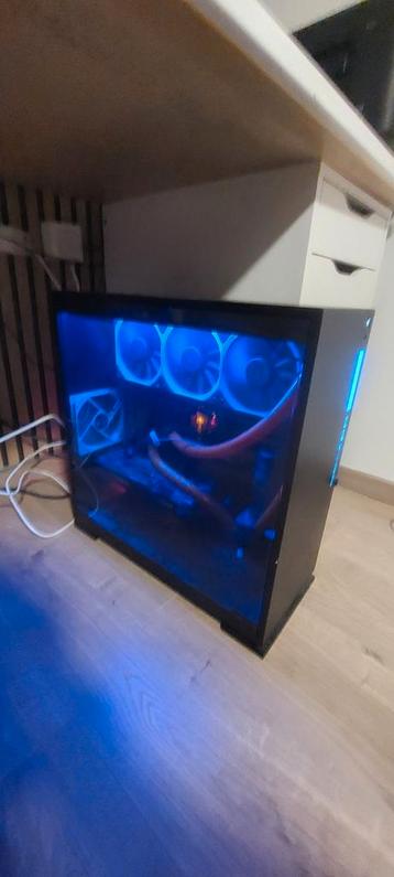 Game pctje met i7, 16 gig ram, 4tb hdd waarvan boot via ssd beschikbaar voor biedingen