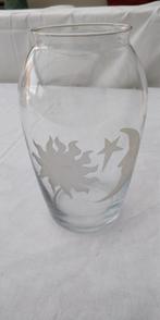 Decoratieve vaas, Minder dan 50 cm, Glas, Zo goed als nieuw, Ophalen