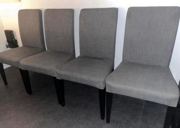 Ikea stoelen grijs met zwarte poten - 4 stuks beschikbaar voor biedingen