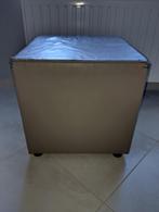 Kunstleren poef 45cm x 45cm x 45cm, Ophalen, Overige materialen, Minder dan 50 cm, Gebruikt