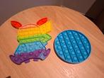 Pop-it regenboog pikachu en blauwe ronde fidget toys, Ophalen, Gebruikt