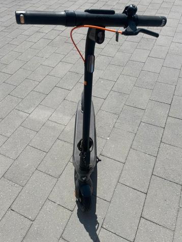 Ninebot E2 Pro fonctionne parfaitement mais c’est endommagé, Enlèvement, Utilisé, Step électrique (E-scooter), Segway ninebot