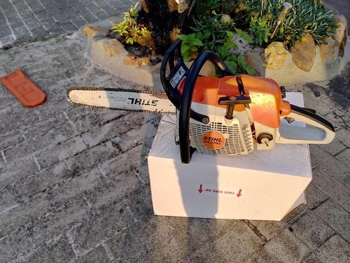 Stihl kettingzaag MS 270 C-B met handige kettingsnelspanner, Tuin en Terras, Hand-tuingereedschap, Gebruikt, Ophalen