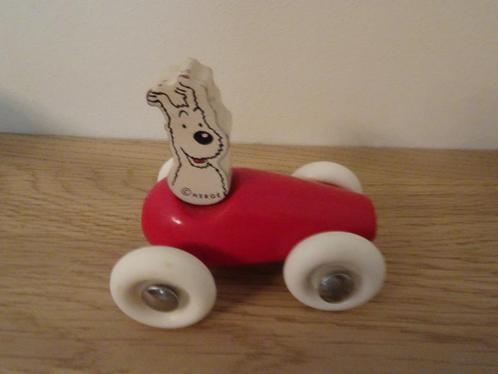 Vilac houten auto - Snowy en de rode auto, Verzamelen, Stripfiguren, Gebruikt, Beeldje of Figuurtje, Kuifje, Ophalen of Verzenden