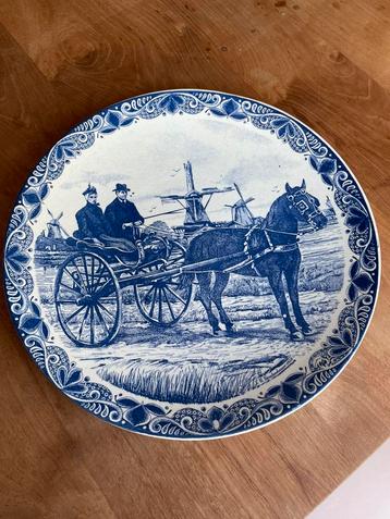 Sierbord beschikbaar voor biedingen