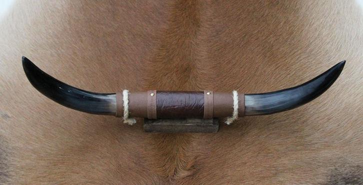 Texas style BULLBAR- 50 cm - afgewerkt met leer (ref. B), Verzamelen, Dierenverzamelingen, Nieuw, Overige typen, Boerderijdier