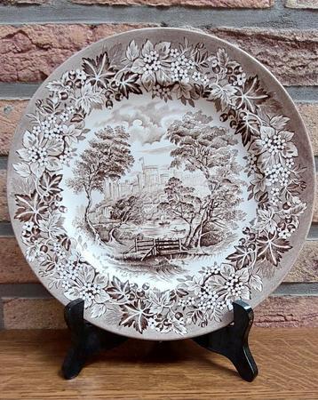 Vintage bord– English Ironstone Tableware – Castles serie beschikbaar voor biedingen