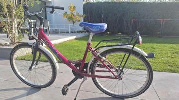 Meisjesfiets  beschikbaar voor biedingen