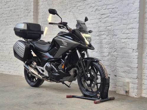 Prachtige Honda NC750X DCT ABS 01/2021 Slechts 8000km, Motoren, Motoren | Honda, Bedrijf, Toermotor, meer dan 35 kW, 2 cilinders