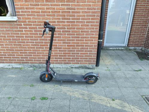 TE KOOP: E-Step Xiaomi Navee V40, Fietsen en Brommers, Steps, Zo goed als nieuw, Elektrische step (E-scooter), Ophalen