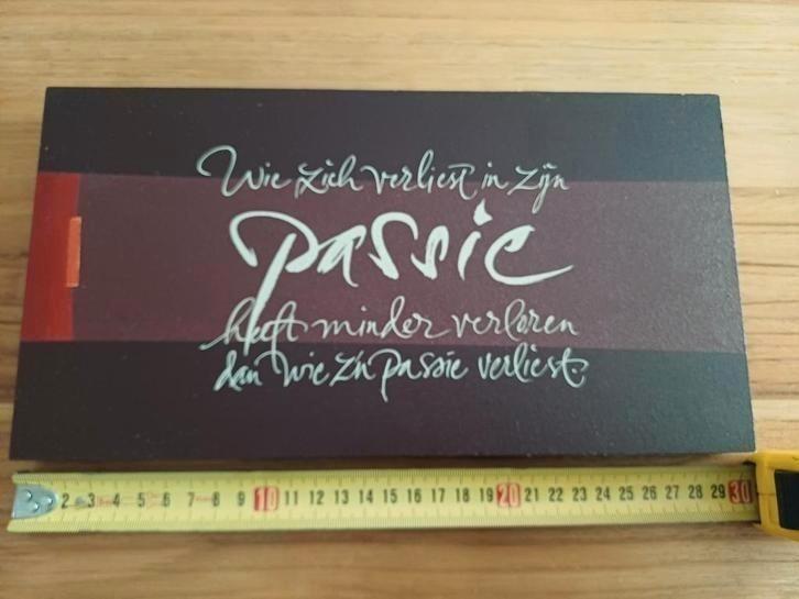 kader met spreuk / tekstborden / spreukborden (Symposion), Huis en Inrichting, Woonaccessoires | Tekstborden en Spreuken, Zo goed als nieuw