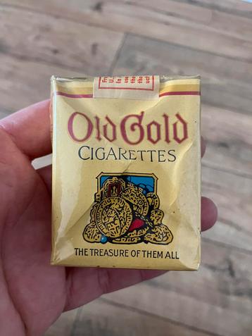 US WW2 Old Gold cigarettes
