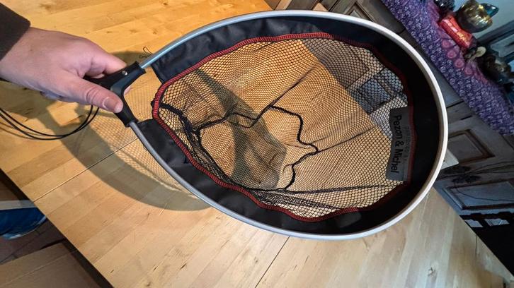 Pezon & Michel wadend schepnet vliegvissen, Watersport en Boten, Hengelsport | Vliegvissen, Zo goed als nieuw, Net of Fuik, Ophalen of Verzenden