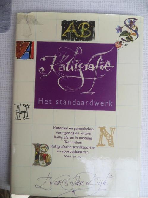 kalligrafie het standaardwerk, Boeken, Hobby en Vrije tijd, Ophalen of Verzenden