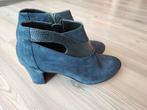 Chaussures en cuir bleu nuit taille 38 - Benoîte C, Comme neuf, Enlèvement ou Envoi