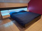 2 persoonsbed met nacht tafels en led verlichting., Huis en Inrichting, Ophalen, Zo goed als nieuw, Hout, 70 cm of meer