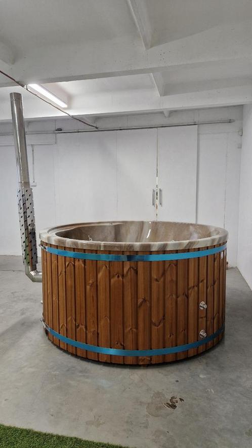 HOTTUB deluxe XL 225 cm Full option!, Tuin en Terras, Bubbelbaden en Hottubs, Nieuw, Verzenden
