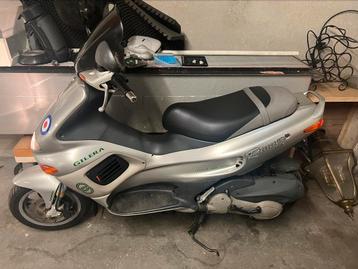 Gilera Runner 125cc avec cylindre 180cc Austrian Papers disponible aux enchères