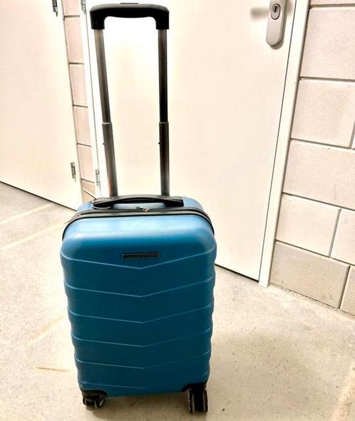 Handbagage koffer, Handtassen en Accessoires, Koffers, Gebruikt, Hard kunststof, 50 tot 60 cm, 35 tot 45 cm, Slot, Uitschuifbare handgreep