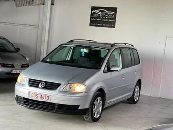 ***Volkswagen touran DSG 7 place Garantie 12 mois 