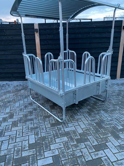 Hooiruif 1.45x1.34m lxb 8 voerplaatsen, Dieren en Toebehoren, Overige Dieren-accessoires, Ophalen of Verzenden